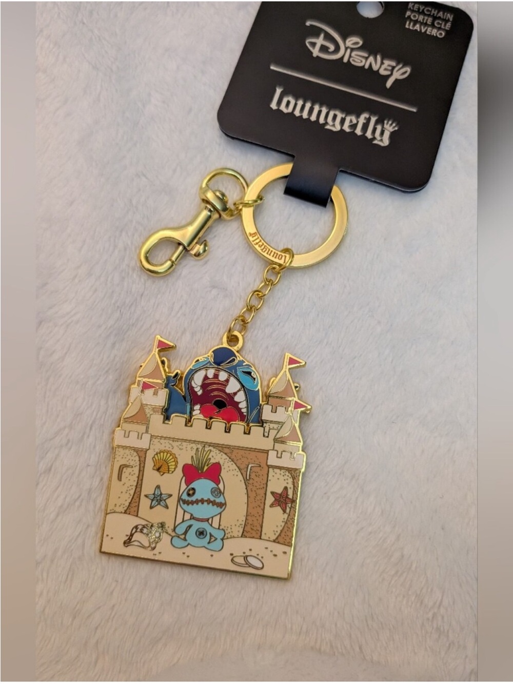 Loungefly Stitch Keychain sandcasle moving NWT - Picture 3 of 5